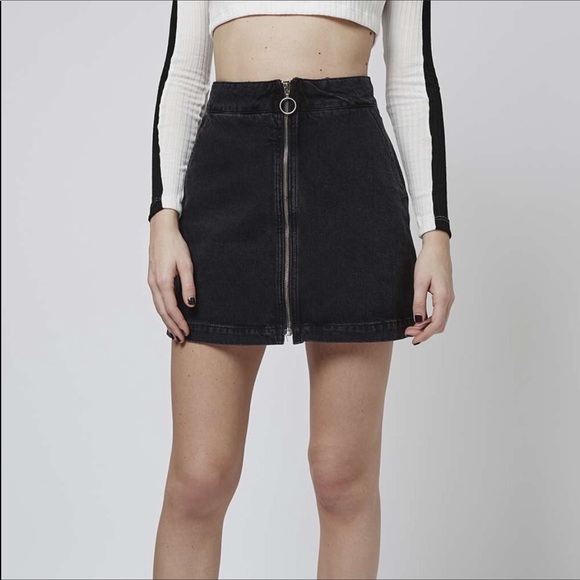 Topshop Moto Denim Skirt. Size 4 - Picture 1 of 6